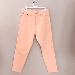 yellow straight leg levi’s jeans - 29